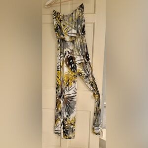 Strapless jumpsuit - beautiful flowy fabric. Size Small.